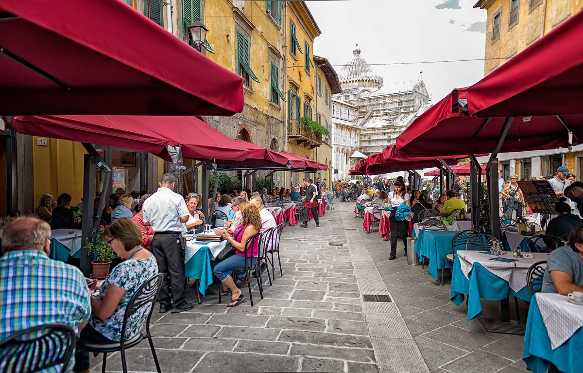 Outdoor Dining Umbrellas