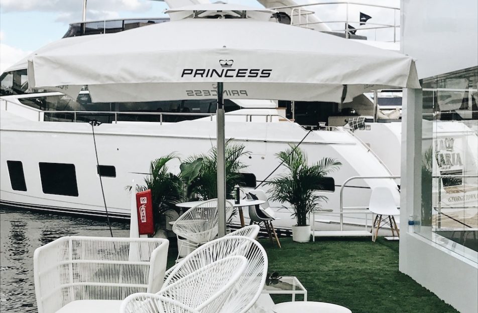Outdoor Yacht Umbrellas