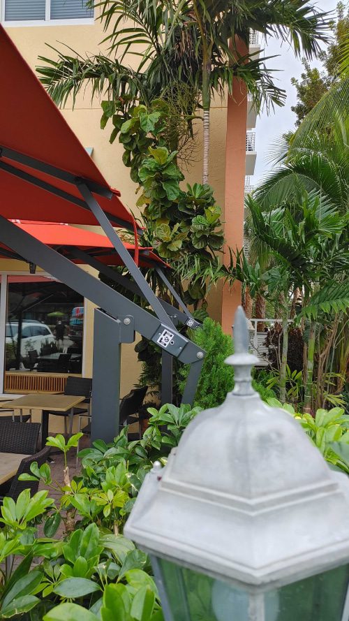 Using Wind Bars for Your Umbrella