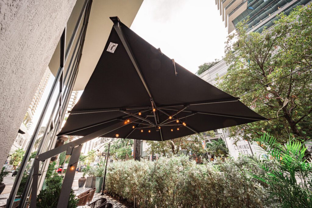 Gekko Restaurant Poggesi Umbrella
